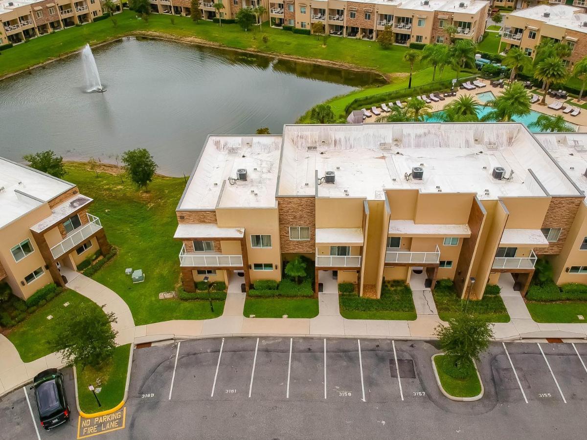 Beautiful Townhome Overlooking The Lake And The Pool 奥兰多 外观 照片